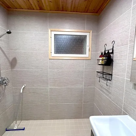 Linnunvilla With Sauna *